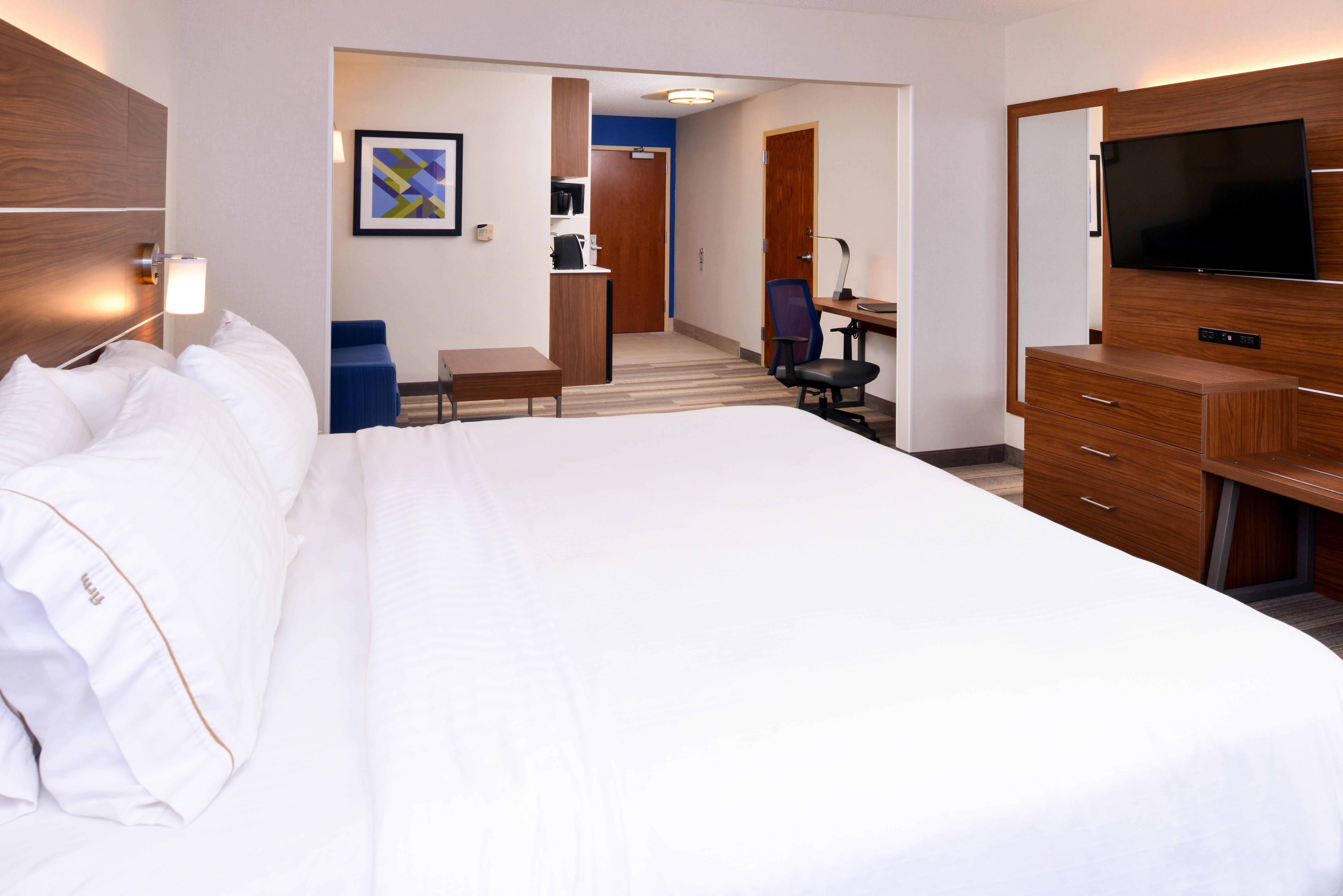 Holiday Inn Express Hotel & Suites Urbana-Champaign-U Of I Area By Ihg Exterior foto