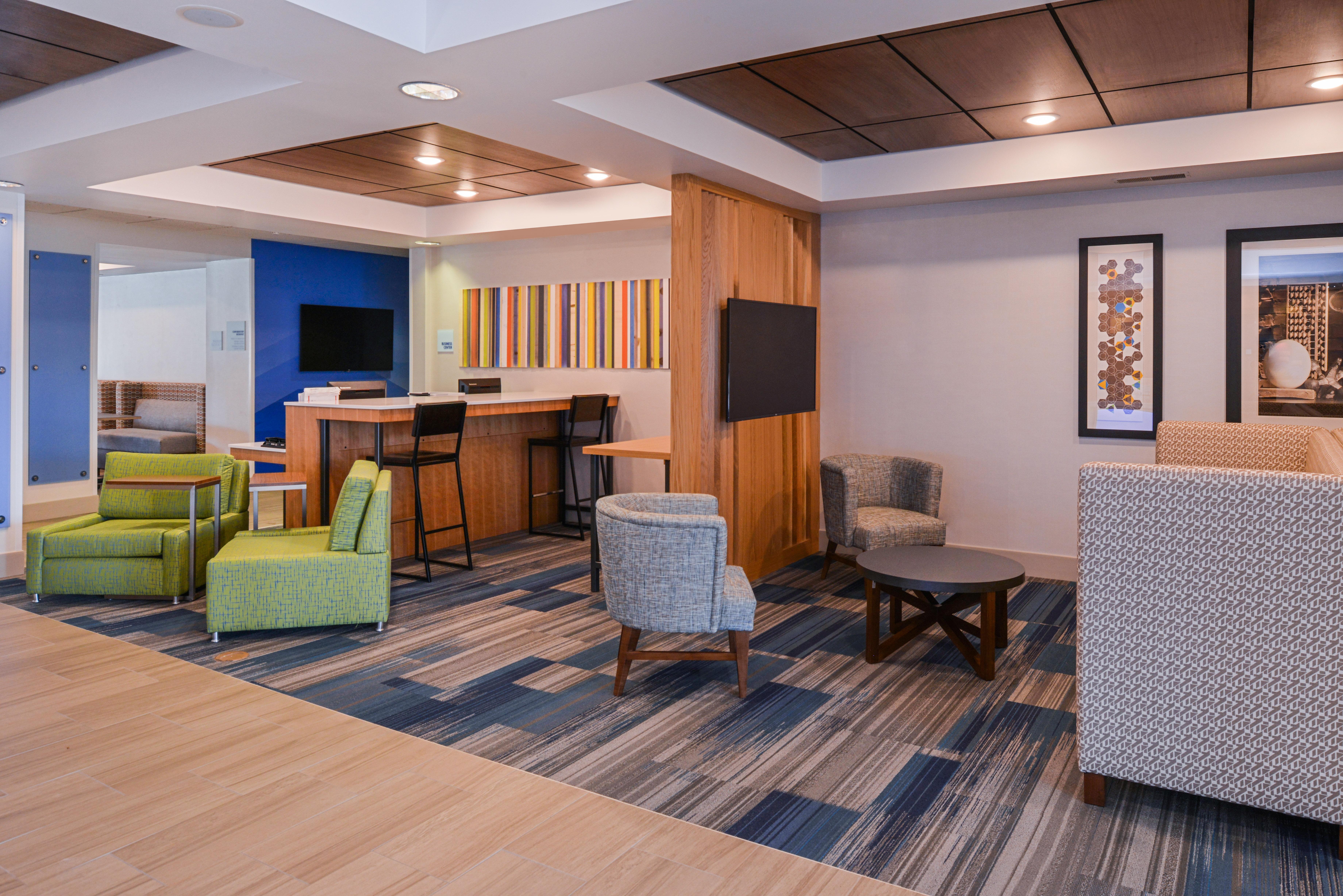 Holiday Inn Express Hotel & Suites Urbana-Champaign-U Of I Area By Ihg Exterior foto